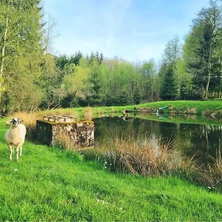 Les Jales, Jacuzzi 샬레 Gerbépal